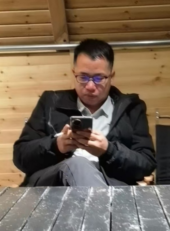 期待一个你的第五张照片--广西上门女婿服务网